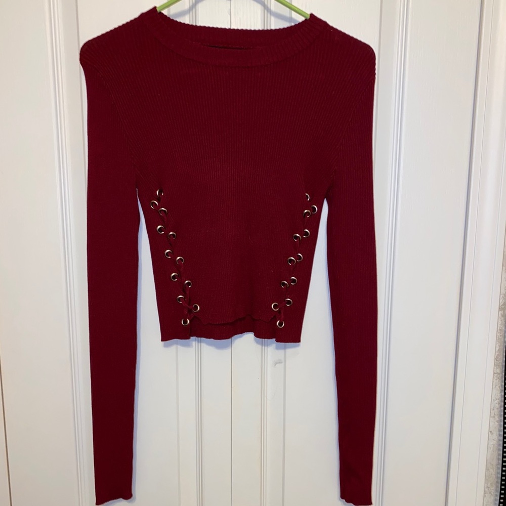 Maroon forever21 shirt